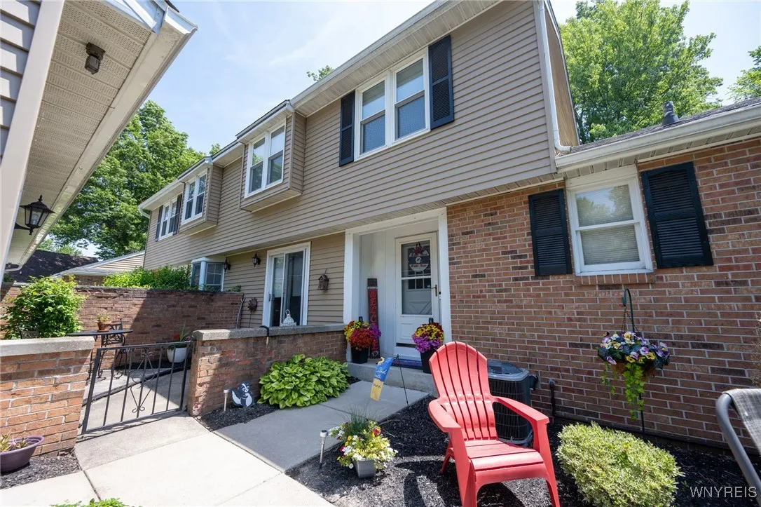 253 Old Oak Post Road, Amherst, New York 14051, Amherst, New York 14051, 3 Bedrooms Bedrooms, 7 Rooms Rooms,2 BathroomsBathrooms,Residential,Closed,253 Old Oak Post Road, Amherst, New York 14051,0,B1617720