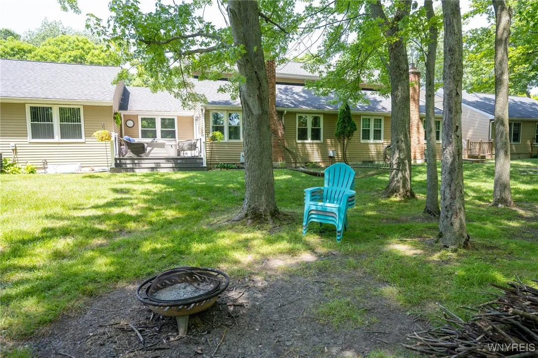 253 Old Oak Post Road, Amherst, New York 14051, Amherst, New York 14051, 3 Bedrooms Bedrooms, 7 Rooms Rooms,2 BathroomsBathrooms,Residential,Closed,253 Old Oak Post Road, Amherst, New York 14051,0,B1617720