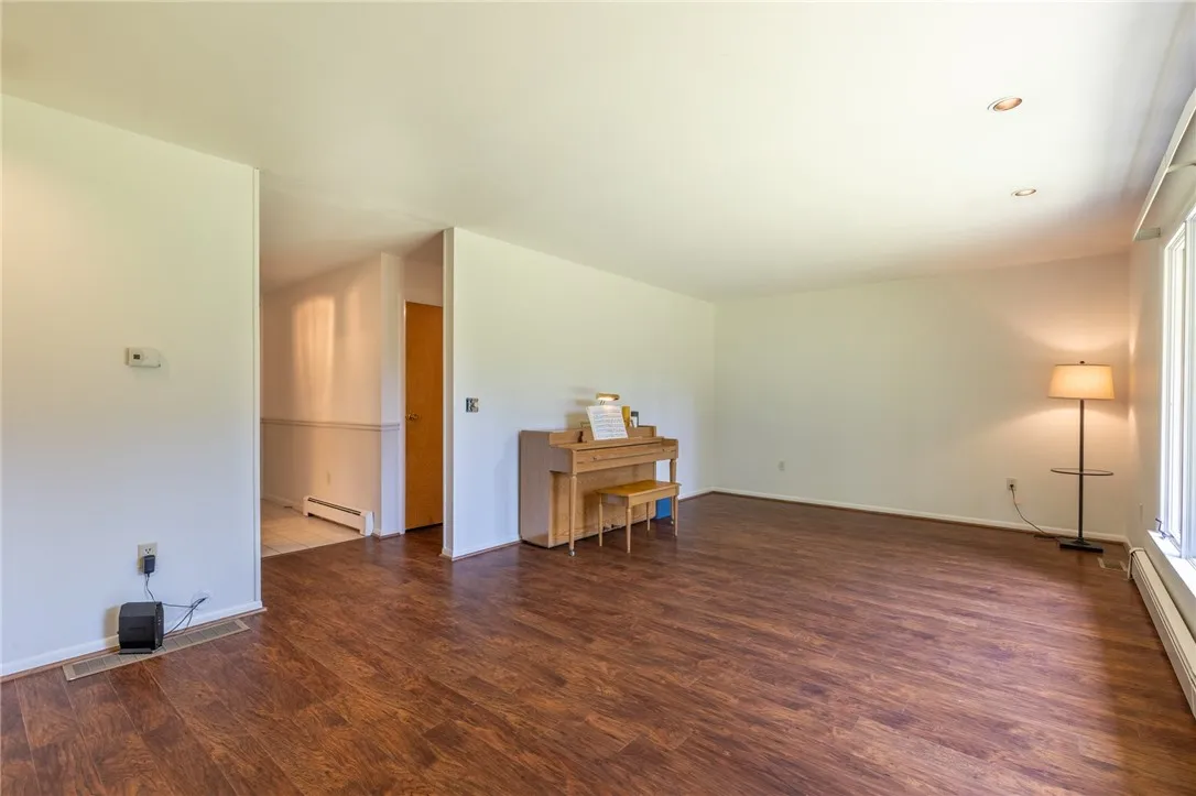 132 Linden Avenue, Arcadia, New York 14513, Arcadia, New York 14513, 3 Bedrooms Bedrooms, 7 Rooms Rooms,1 BathroomBathrooms,Residential,Closed,132 Linden Avenue, Arcadia, New York 14513,R1596174