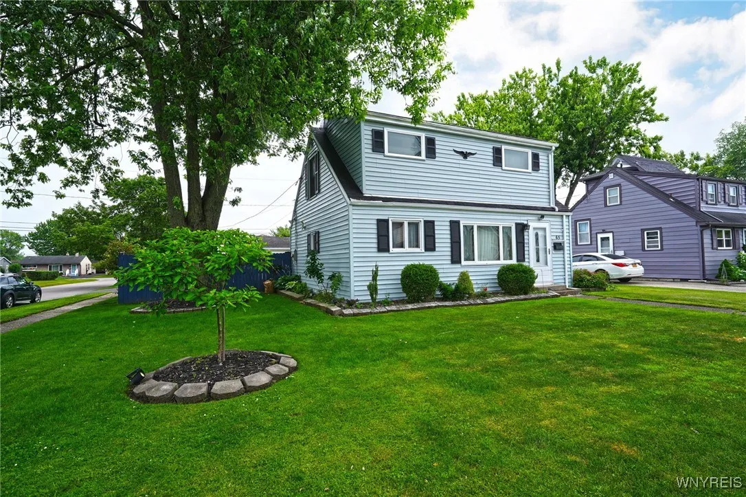 65 Gardenvale Drive, Cheektowaga, New York 14225, Cheektowaga, New York 14225, 4 Bedrooms Bedrooms, 6 Rooms Rooms,1 BathroomBathrooms,Residential,For Sale,65 Gardenvale Drive, Cheektowaga, New York 14225,B1618208