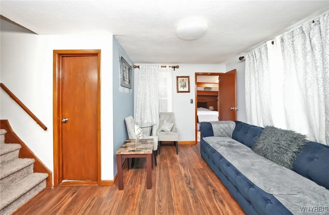 65 Gardenvale Drive, Cheektowaga, New York 14225, Cheektowaga, New York 14225, 4 Bedrooms Bedrooms, 6 Rooms Rooms,1 BathroomBathrooms,Residential,For Sale,65 Gardenvale Drive, Cheektowaga, New York 14225,B1618208
