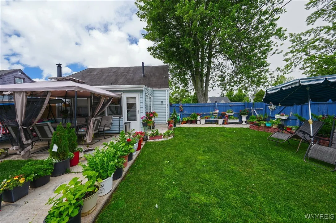 65 Gardenvale Drive, Cheektowaga, New York 14225, Cheektowaga, New York 14225, 4 Bedrooms Bedrooms, 6 Rooms Rooms,1 BathroomBathrooms,Residential,For Sale,65 Gardenvale Drive, Cheektowaga, New York 14225,B1618208