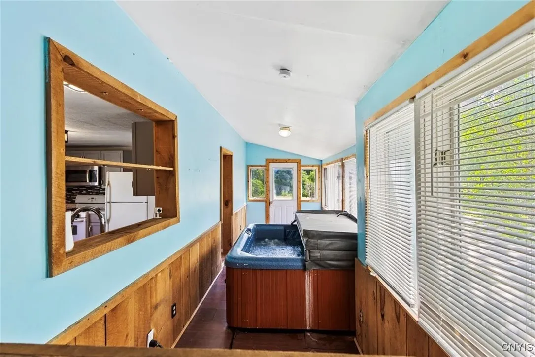 6166 Ny-28, Indian Lake, New York 12842, Indian Lake, New York 12842, 4 Bedrooms Bedrooms, 8 Rooms Rooms,1 BathroomBathrooms,Residential,For Sale,6166 Ny-28, Indian Lake, New York 12842,0,S1616690