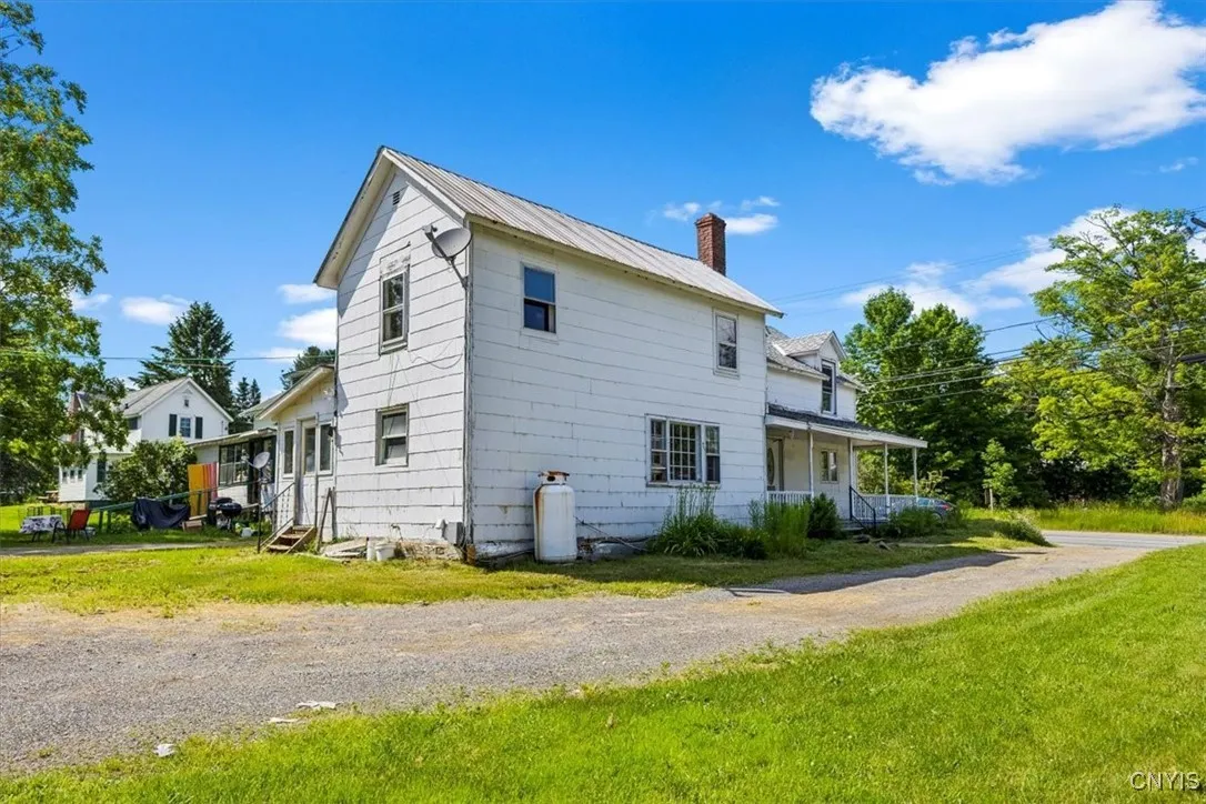 6166 Ny-28, Indian Lake, New York 12842, Indian Lake, New York 12842, 4 Bedrooms Bedrooms, 8 Rooms Rooms,1 BathroomBathrooms,Residential,For Sale,6166 Ny-28, Indian Lake, New York 12842,0,S1616690