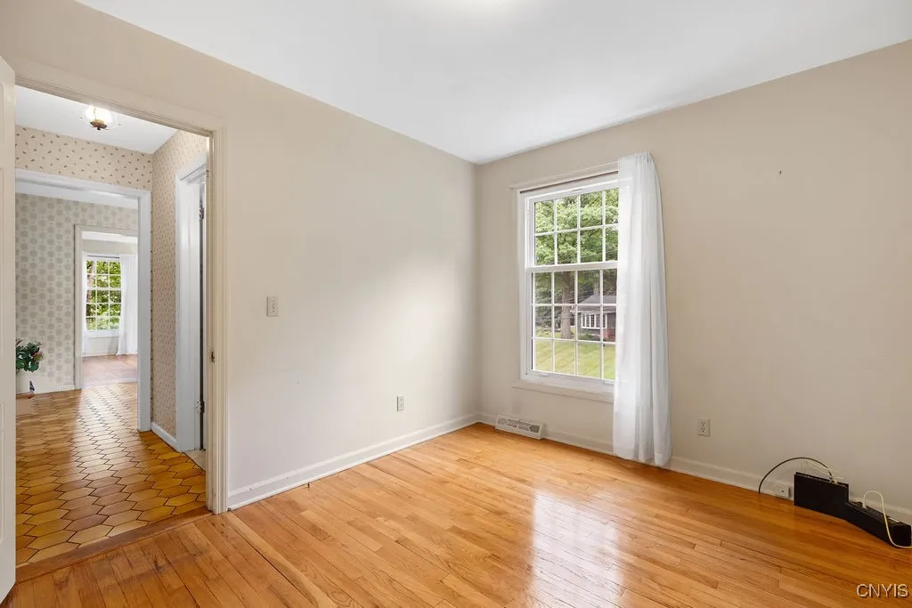 316 Broadview Drive, Syracuse, New York 13215, Syracuse, New York 13215, 4 Bedrooms Bedrooms, 11 Rooms Rooms,2 BathroomsBathrooms,Residential,Closed,316 Broadview Drive, Syracuse, New York 13215,0,S1618226