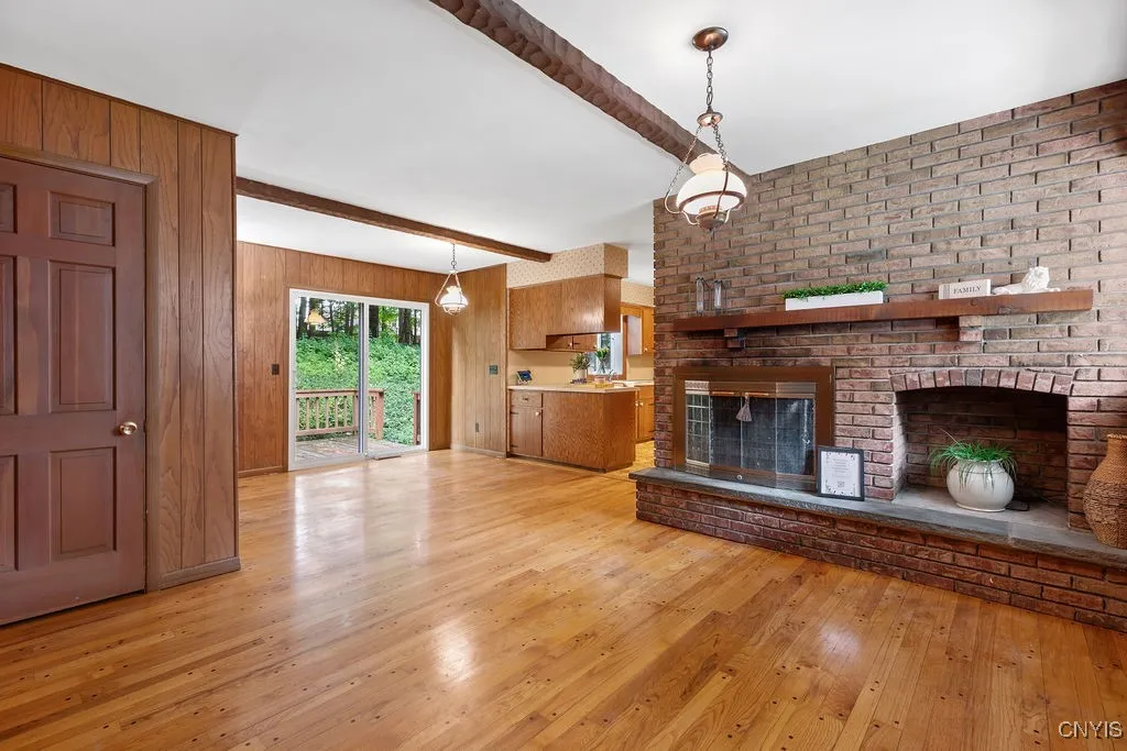 316 Broadview Drive, Syracuse, New York 13215, Syracuse, New York 13215, 4 Bedrooms Bedrooms, 11 Rooms Rooms,2 BathroomsBathrooms,Residential,Closed,316 Broadview Drive, Syracuse, New York 13215,0,S1618226