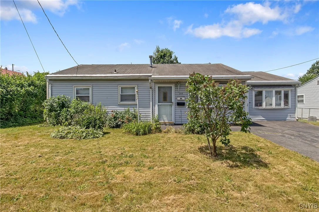 215 Tower Avenue, Salina, New York 13206, Salina, New York 13206, 3 Bedrooms Bedrooms, 6 Rooms Rooms,1 BathroomBathrooms,Residential,Closed,215 Tower Avenue, Salina, New York 13206,0,S1618497