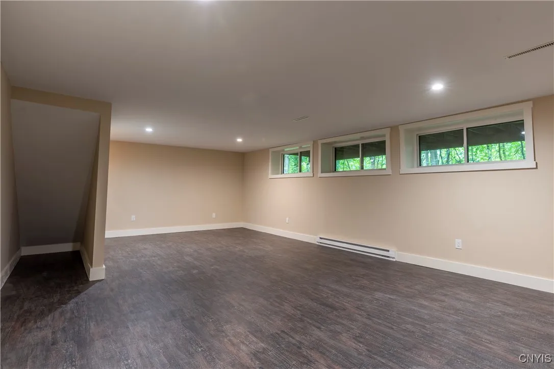 8730 Radburn Drive, Lysander, New York 13027, Lysander, New York 13027, 3 Bedrooms Bedrooms, 11 Rooms Rooms,3 BathroomsBathrooms,Residential,Closed,8730 Radburn Drive, Lysander, New York 13027,0,S1616199