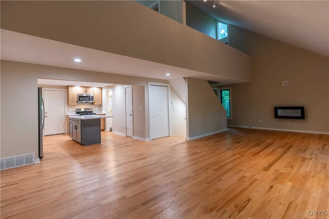 8730 Radburn Drive, Lysander, New York 13027, Lysander, New York 13027, 3 Bedrooms Bedrooms, 11 Rooms Rooms,3 BathroomsBathrooms,Residential,Closed,8730 Radburn Drive, Lysander, New York 13027,0,S1616199