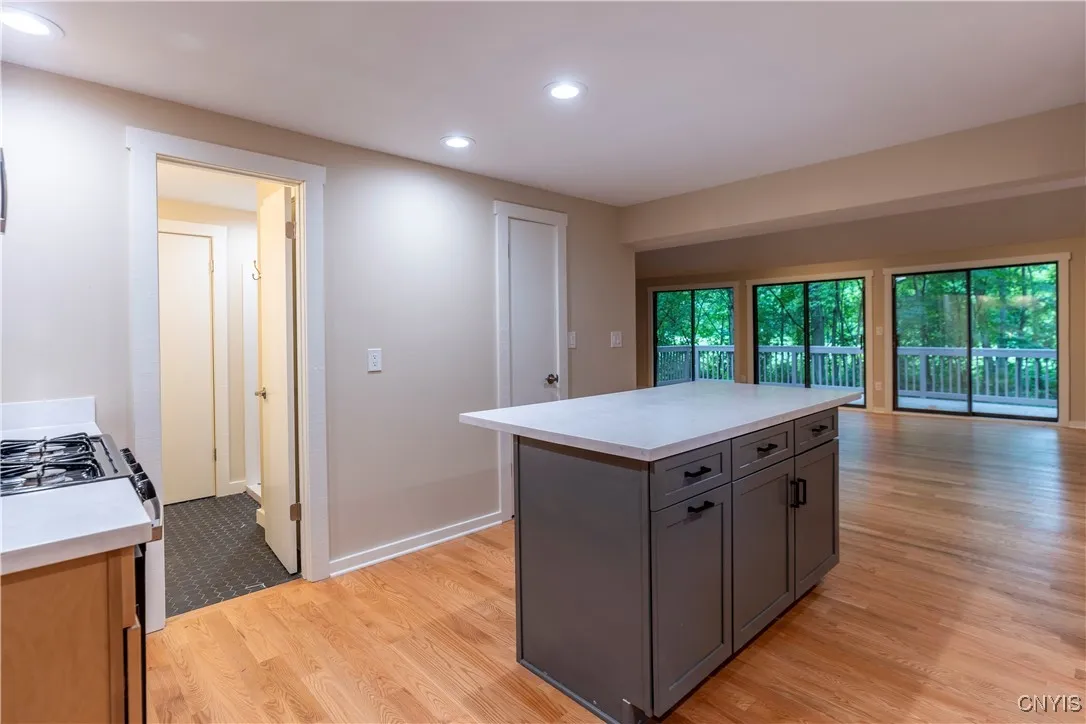 8730 Radburn Drive, Lysander, New York 13027, Lysander, New York 13027, 3 Bedrooms Bedrooms, 11 Rooms Rooms,3 BathroomsBathrooms,Residential,Closed,8730 Radburn Drive, Lysander, New York 13027,0,S1616199