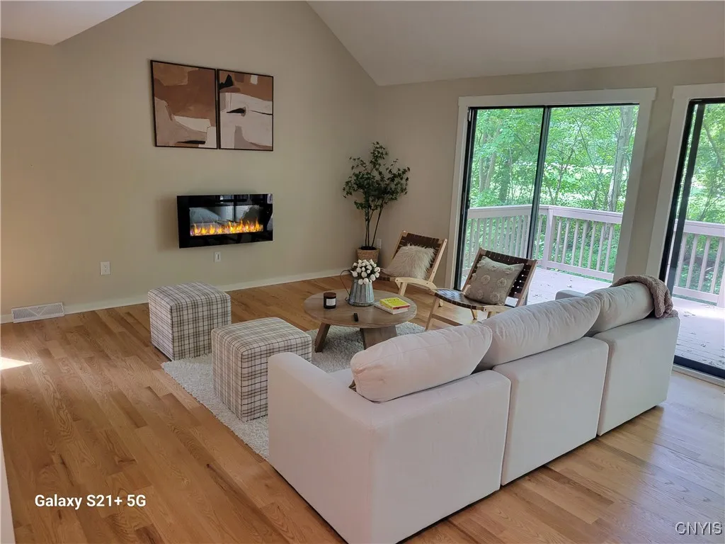 8730 Radburn Drive, Lysander, New York 13027, Lysander, New York 13027, 3 Bedrooms Bedrooms, 11 Rooms Rooms,3 BathroomsBathrooms,Residential,Closed,8730 Radburn Drive, Lysander, New York 13027,0,S1616199