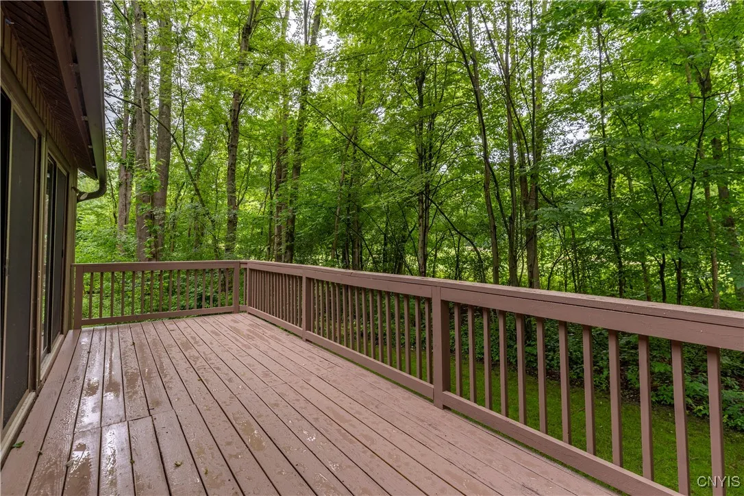 8730 Radburn Drive, Lysander, New York 13027, Lysander, New York 13027, 3 Bedrooms Bedrooms, 11 Rooms Rooms,3 BathroomsBathrooms,Residential,Closed,8730 Radburn Drive, Lysander, New York 13027,0,S1616199