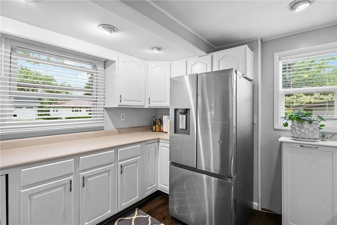 71 Bennett Street, Geneva, New York 14456, Geneva City, New York 14456, 4 Bedrooms Bedrooms, 6 Rooms Rooms,1 BathroomBathrooms,Residential,Closed,71 Bennett Street, Geneva, New York 14456,0,R1616581
