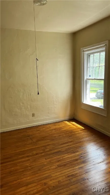 229 Mather Street 31, Syracuse, New York 13203, Syracuse, New York 13203, 3 Bedrooms Bedrooms, ,2 BathroomsBathrooms,Residential,Closed,229 Mather Street 31, Syracuse, New York 13203,0,S1616906
