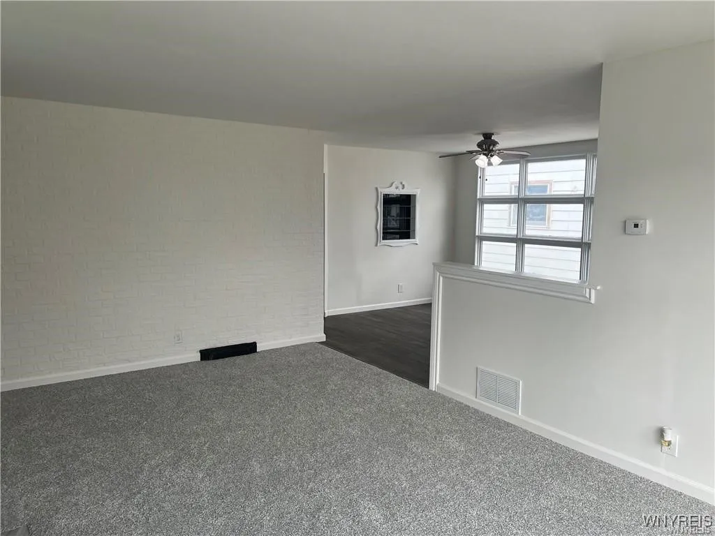 90 Jackson Avenue, Cheektowaga, New York 14212, Cheektowaga, New York 14212, 4 Bedrooms Bedrooms, 9 Rooms Rooms,1 BathroomBathrooms,Residential,For Sale,90 Jackson Avenue, Cheektowaga, New York 14212,B1618187