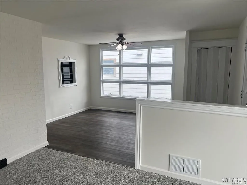 90 Jackson Avenue, Cheektowaga, New York 14212, Cheektowaga, New York 14212, 4 Bedrooms Bedrooms, 9 Rooms Rooms,1 BathroomBathrooms,Residential,For Sale,90 Jackson Avenue, Cheektowaga, New York 14212,B1618187