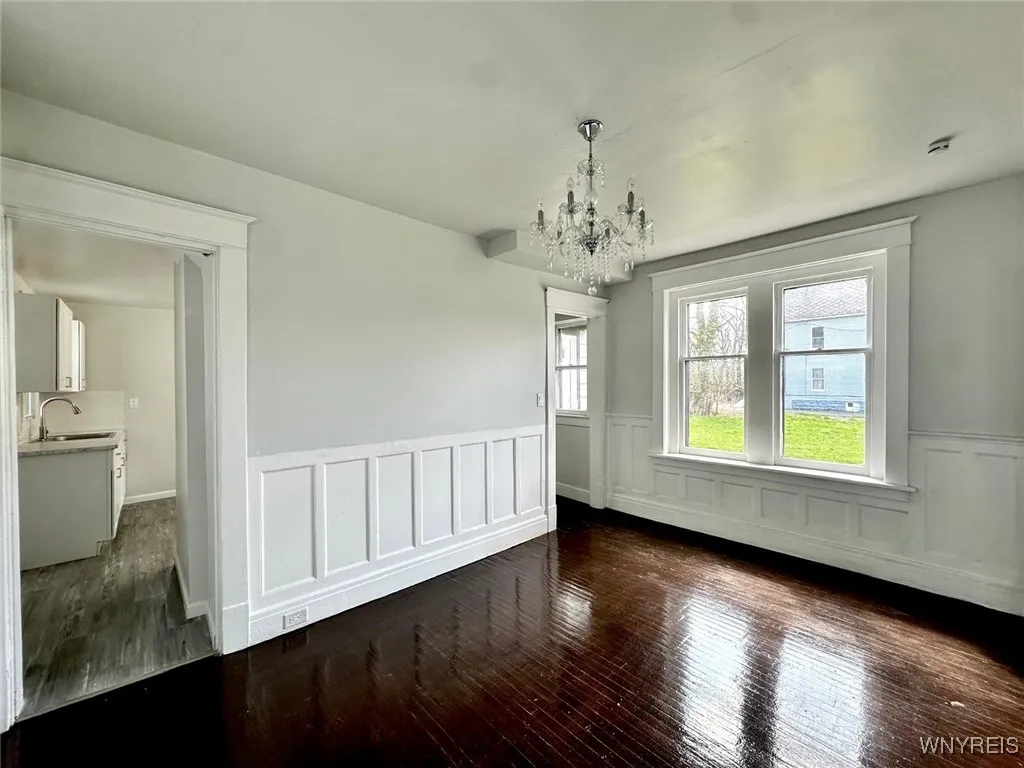 519 East Utica Street, Buffalo, New York 14208, Buffalo, New York 14208, 4 Bedrooms Bedrooms, 10 Rooms Rooms,1 BathroomBathrooms,Residential,For Sale,519 East Utica Street, Buffalo, New York 14208,B1618667