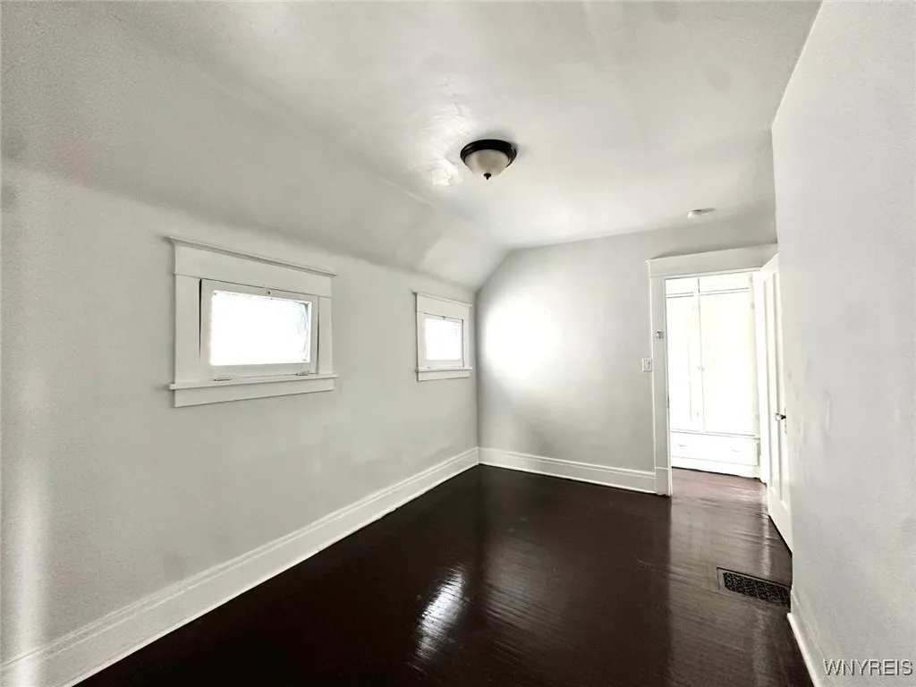 519 East Utica Street, Buffalo, New York 14208, Buffalo, New York 14208, 4 Bedrooms Bedrooms, 10 Rooms Rooms,1 BathroomBathrooms,Residential,For Sale,519 East Utica Street, Buffalo, New York 14208,B1618667