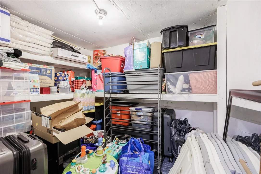 44 Troy Street, Seneca Falls, New York 13148, Seneca Falls, New York 13148, 2 Bedrooms Bedrooms, 5 Rooms Rooms,1 BathroomBathrooms,Residential,Closed,44 Troy Street, Seneca Falls, New York 13148,0,R1617690