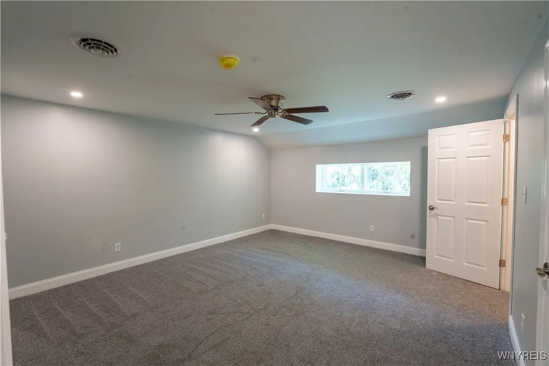 6 East And West Road, West Seneca, New York 14224, West Seneca, New York 14224, 4 Bedrooms Bedrooms, 9 Rooms Rooms,2 BathroomsBathrooms,Residential,For Sale,6 East And West Road, West Seneca, New York 14224,B1618327