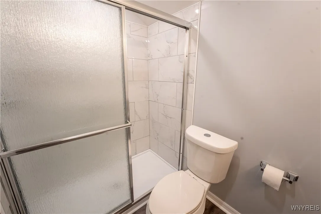 6 East And West Road, West Seneca, New York 14224, West Seneca, New York 14224, 4 Bedrooms Bedrooms, 9 Rooms Rooms,2 BathroomsBathrooms,Residential,For Sale,6 East And West Road, West Seneca, New York 14224,B1618327