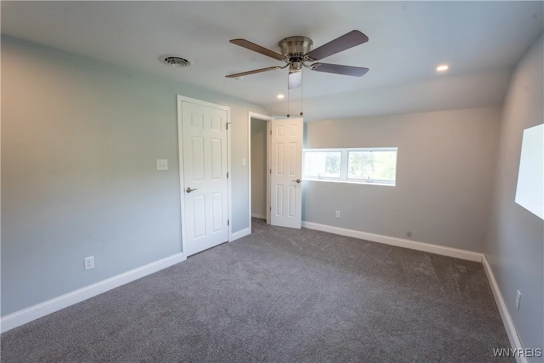 6 East And West Road, West Seneca, New York 14224, West Seneca, New York 14224, 4 Bedrooms Bedrooms, 9 Rooms Rooms,2 BathroomsBathrooms,Residential,For Sale,6 East And West Road, West Seneca, New York 14224,B1618327