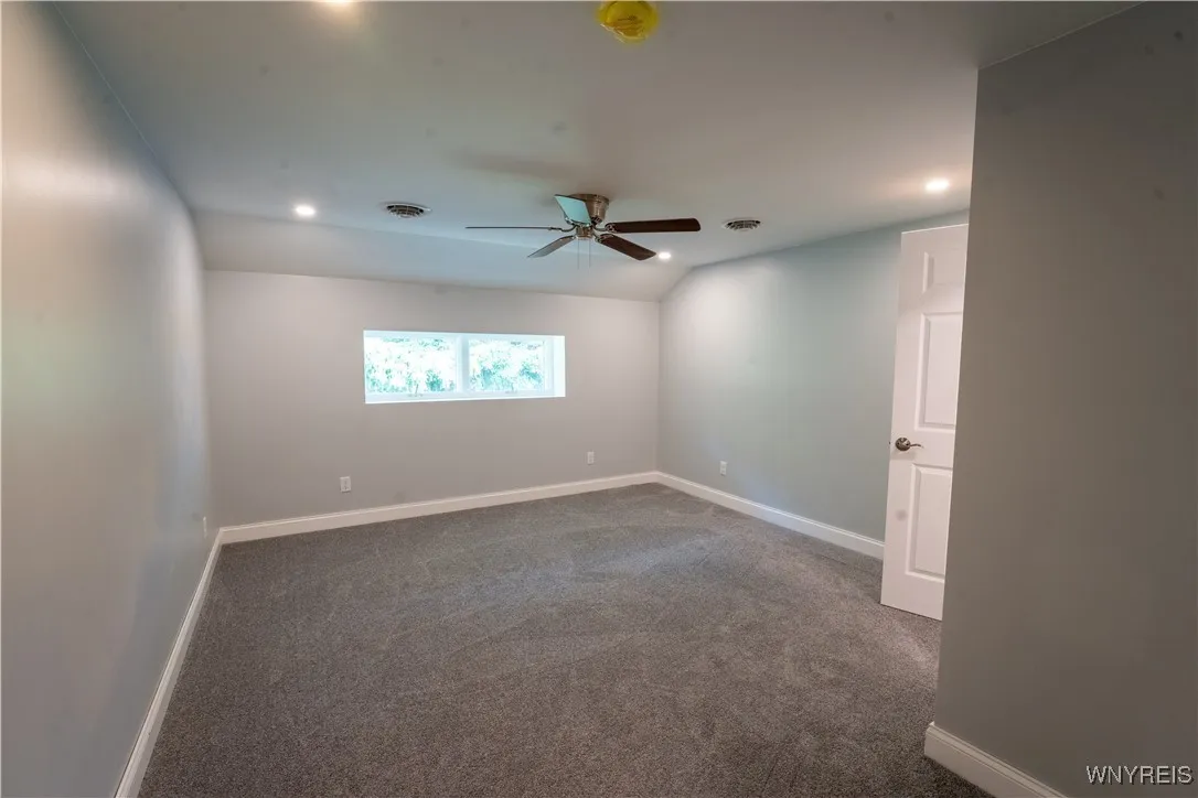 6 East And West Road, West Seneca, New York 14224, West Seneca, New York 14224, 4 Bedrooms Bedrooms, 9 Rooms Rooms,2 BathroomsBathrooms,Residential,For Sale,6 East And West Road, West Seneca, New York 14224,B1618327