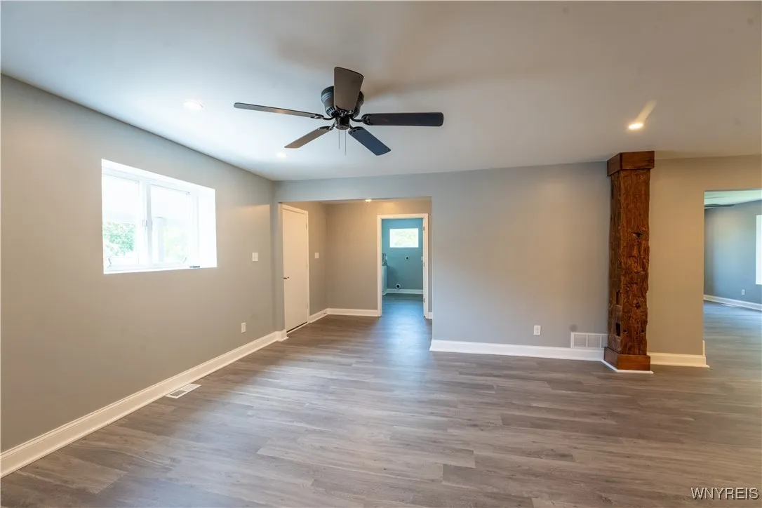 6 East And West Road, West Seneca, New York 14224, West Seneca, New York 14224, 4 Bedrooms Bedrooms, 9 Rooms Rooms,2 BathroomsBathrooms,Residential,For Sale,6 East And West Road, West Seneca, New York 14224,B1618327