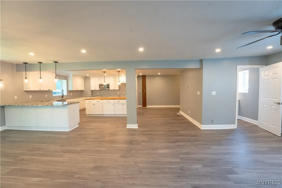 6 East And West Road, West Seneca, New York 14224, West Seneca, New York 14224, 4 Bedrooms Bedrooms, 9 Rooms Rooms,2 BathroomsBathrooms,Residential,For Sale,6 East And West Road, West Seneca, New York 14224,B1618327