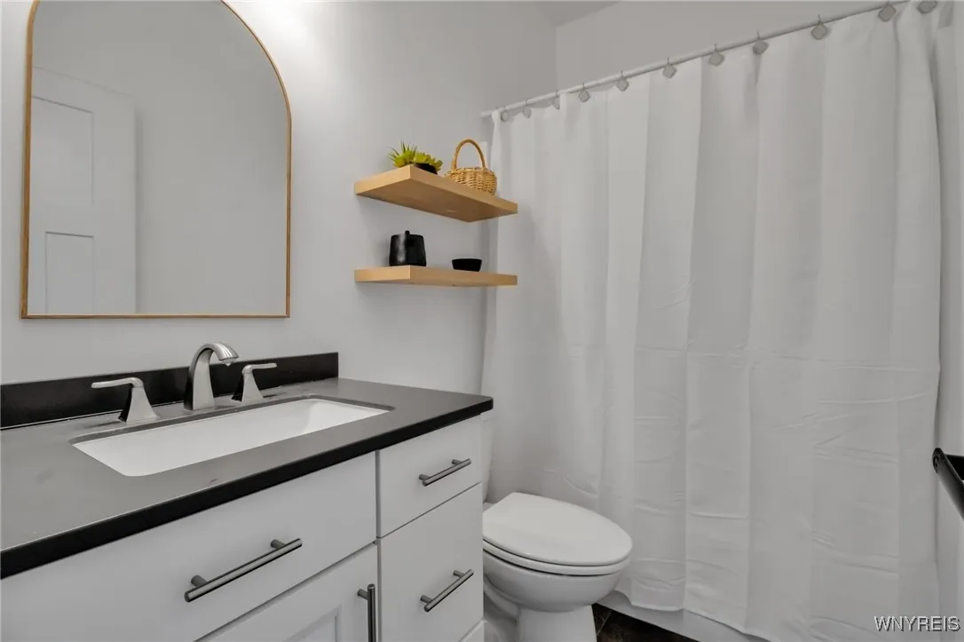 387 Mill Road, Aurora, New York 14052, Aurora, New York 14052, 3 Bedrooms Bedrooms, 6 Rooms Rooms,2 BathroomsBathrooms,Residential,Closed,387 Mill Road, Aurora, New York 14052,0,B1617717