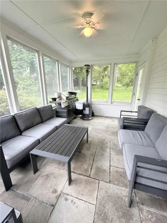 3 Fernleigh Drive, Middlefield, New York 13326, Middlefield, New York 13326, 3 Bedrooms Bedrooms, 8 Rooms Rooms,2 BathroomsBathrooms,Residential Lease,For Rent,3 Fernleigh Drive, Middlefield, New York 13326,R1615956