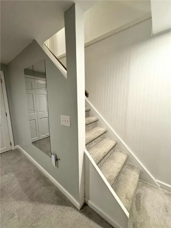 3 Fernleigh Drive, Middlefield, New York 13326, Middlefield, New York 13326, 3 Bedrooms Bedrooms, 8 Rooms Rooms,2 BathroomsBathrooms,Residential Lease,For Rent,3 Fernleigh Drive, Middlefield, New York 13326,R1615956