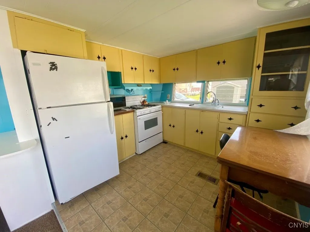 33163 Nys Route 12e Lot 12, Cape Vincent, New York, Cape Vincent, New York 13618, 2 Bedrooms Bedrooms, 4 Rooms Rooms,1 BathroomBathrooms,Residential,Closed,33163 Nys Route 12e Lot 12, Cape Vincent, New York,S1618164