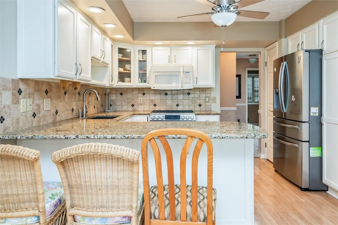 68 Sotheby Drive, Greece, New York 14626, Greece, New York 14626, 3 Bedrooms Bedrooms, 9 Rooms Rooms,2 BathroomsBathrooms,Residential,Closed,68 Sotheby Drive, Greece, New York 14626,0,R1618098