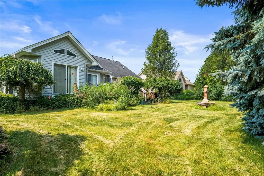 68 Sotheby Drive, Greece, New York 14626, Greece, New York 14626, 3 Bedrooms Bedrooms, 9 Rooms Rooms,2 BathroomsBathrooms,Residential,Closed,68 Sotheby Drive, Greece, New York 14626,0,R1618098