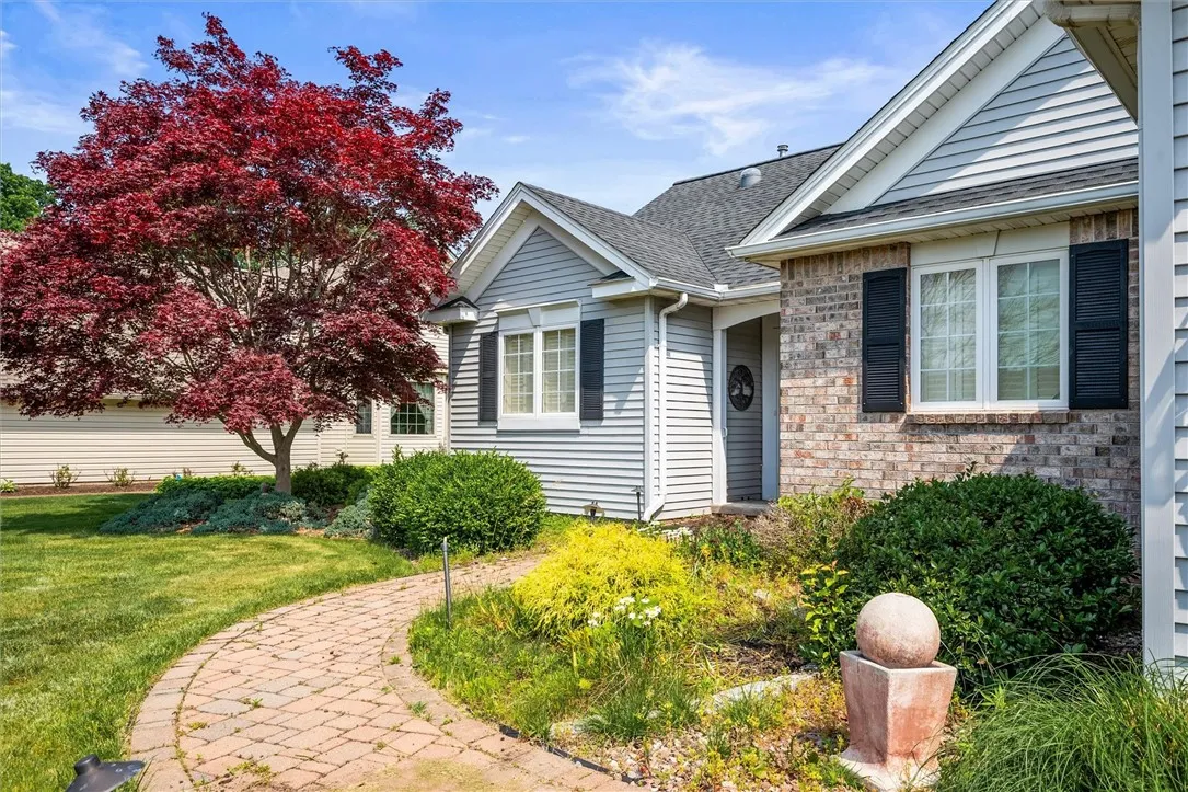 68 Sotheby Drive, Greece, New York 14626, Greece, New York 14626, 3 Bedrooms Bedrooms, 9 Rooms Rooms,2 BathroomsBathrooms,Residential,Closed,68 Sotheby Drive, Greece, New York 14626,0,R1618098