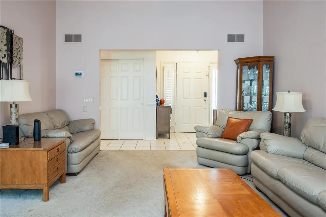 68 Sotheby Drive, Greece, New York 14626, Greece, New York 14626, 3 Bedrooms Bedrooms, 9 Rooms Rooms,2 BathroomsBathrooms,Residential,Closed,68 Sotheby Drive, Greece, New York 14626,0,R1618098