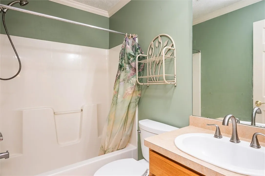 68 Sotheby Drive, Greece, New York 14626, Greece, New York 14626, 3 Bedrooms Bedrooms, 9 Rooms Rooms,2 BathroomsBathrooms,Residential,Closed,68 Sotheby Drive, Greece, New York 14626,0,R1618098