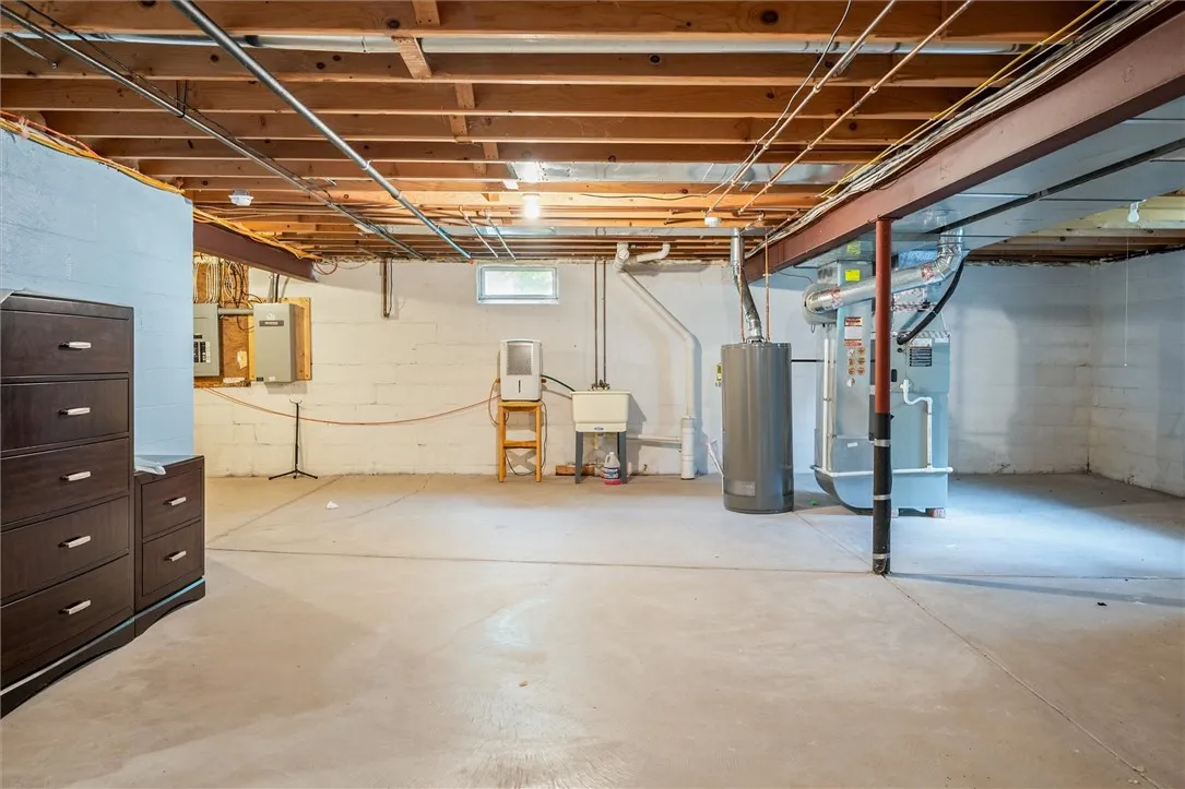 68 Sotheby Drive, Greece, New York 14626, Greece, New York 14626, 3 Bedrooms Bedrooms, 9 Rooms Rooms,2 BathroomsBathrooms,Residential,Closed,68 Sotheby Drive, Greece, New York 14626,0,R1618098