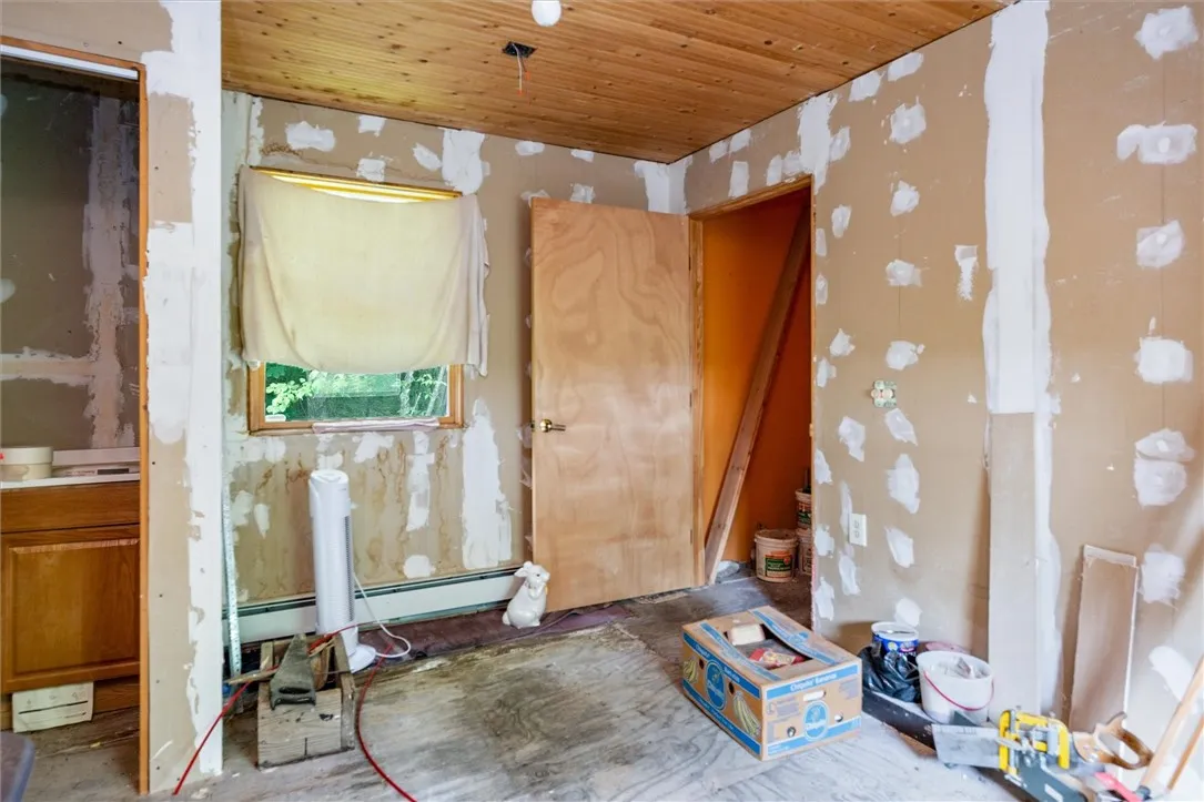 6833 County Route 7, Prattsburgh, New York 14873, Prattsburgh, New York 14873, 3 Bedrooms Bedrooms, 6 Rooms Rooms,2 BathroomsBathrooms,Residential,Closed,6833 County Route 7, Prattsburgh, New York 14873,0,R1618173