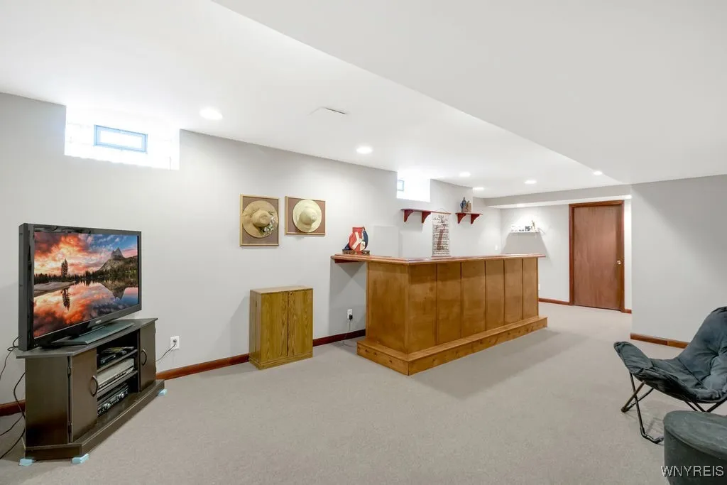 952 Three Rod Road, Alden, New York 14004, Alden, New York 14004, 3 Bedrooms Bedrooms, 7 Rooms Rooms,2 BathroomsBathrooms,Residential,Closed,952 Three Rod Road, Alden, New York 14004,B1618551