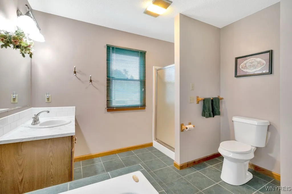 952 Three Rod Road, Alden, New York 14004, Alden, New York 14004, 3 Bedrooms Bedrooms, 7 Rooms Rooms,2 BathroomsBathrooms,Residential,Closed,952 Three Rod Road, Alden, New York 14004,B1618551
