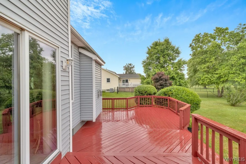 952 Three Rod Road, Alden, New York 14004, Alden, New York 14004, 3 Bedrooms Bedrooms, 7 Rooms Rooms,2 BathroomsBathrooms,Residential,Closed,952 Three Rod Road, Alden, New York 14004,B1618551