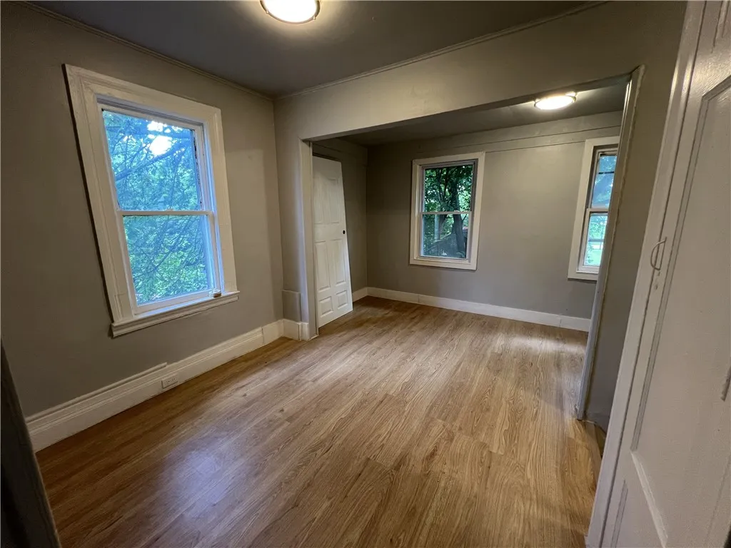 130 Lincoln Street, Rochester, New York 14605, Rochester, New York 14605, 5 Bedrooms Bedrooms, 8 Rooms Rooms,2 BathroomsBathrooms,Residential,For Sale,130 Lincoln Street, Rochester, New York 14605,R1618505