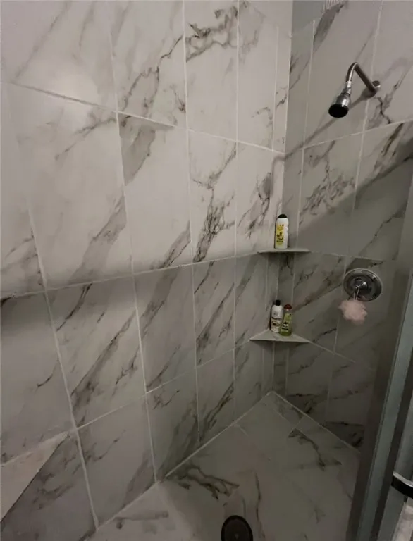 130 Lincoln Street, Rochester, New York 14605, Rochester, New York 14605, 5 Bedrooms Bedrooms, 8 Rooms Rooms,2 BathroomsBathrooms,Residential,For Sale,130 Lincoln Street, Rochester, New York 14605,R1618505