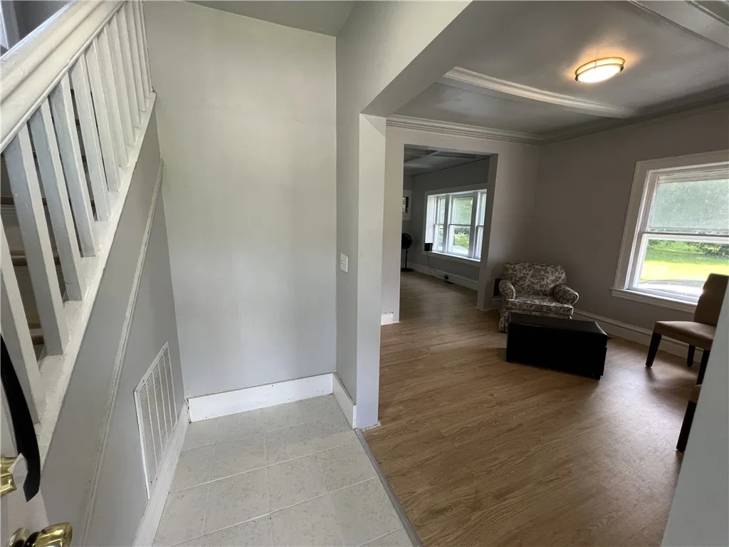 130 Lincoln Street, Rochester, New York 14605, Rochester, New York 14605, 5 Bedrooms Bedrooms, 8 Rooms Rooms,2 BathroomsBathrooms,Residential,For Sale,130 Lincoln Street, Rochester, New York 14605,R1618505