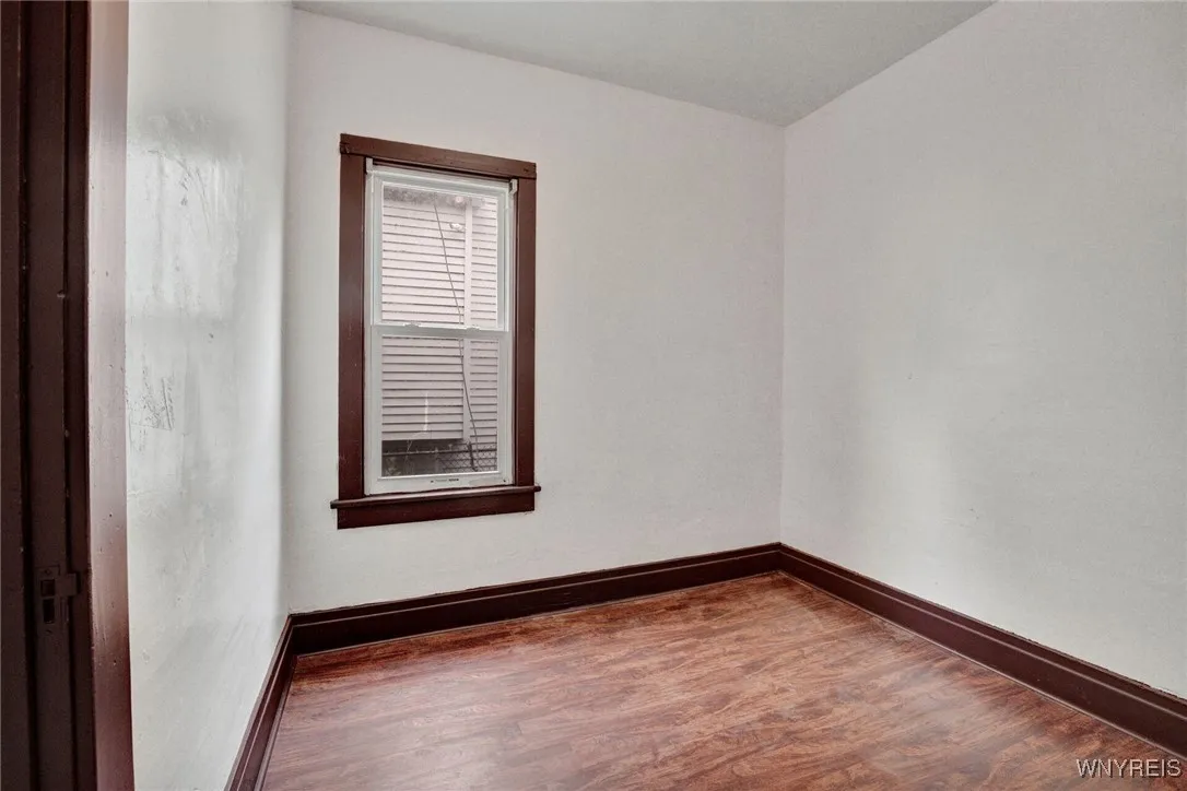 214 Ludington Street, Buffalo, New York 14206, Buffalo, New York 14206, 9 Bedrooms Bedrooms, ,3 BathroomsBathrooms,Residential,For Sale,214 Ludington Street, Buffalo, New York 14206,B1618733