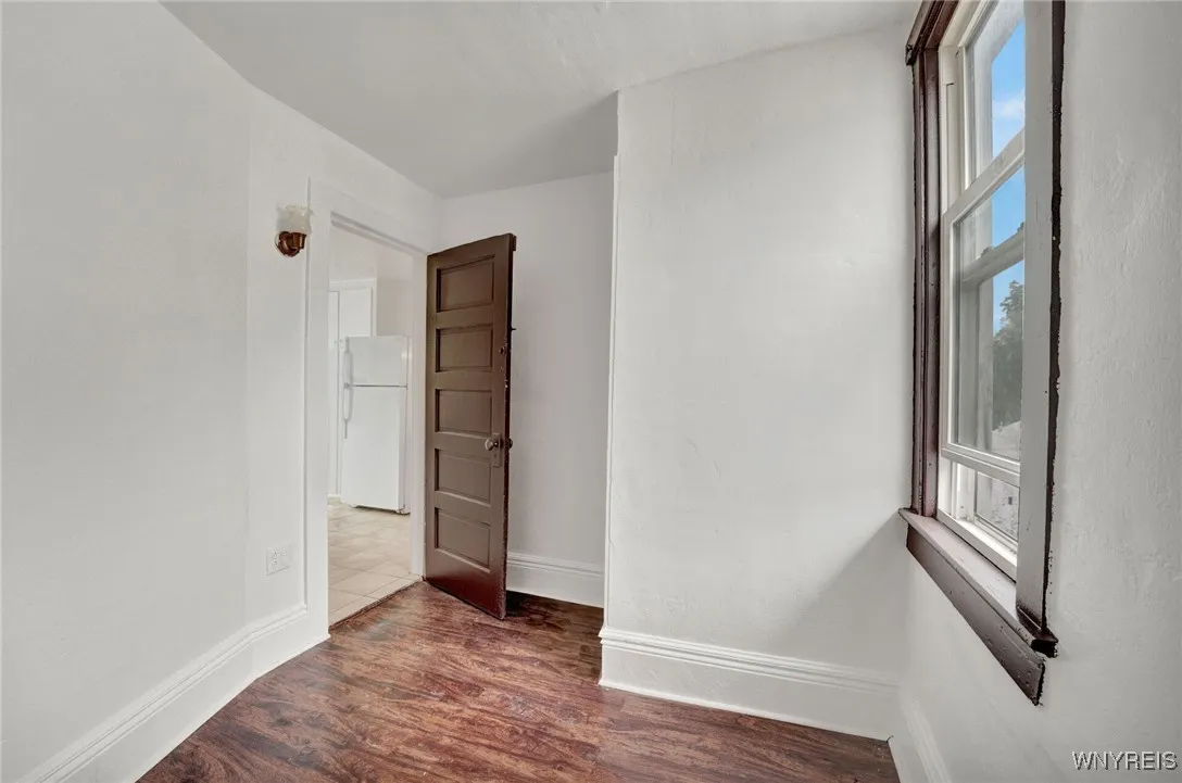 214 Ludington Street, Buffalo, New York 14206, Buffalo, New York 14206, 9 Bedrooms Bedrooms, ,3 BathroomsBathrooms,Residential,For Sale,214 Ludington Street, Buffalo, New York 14206,B1618733