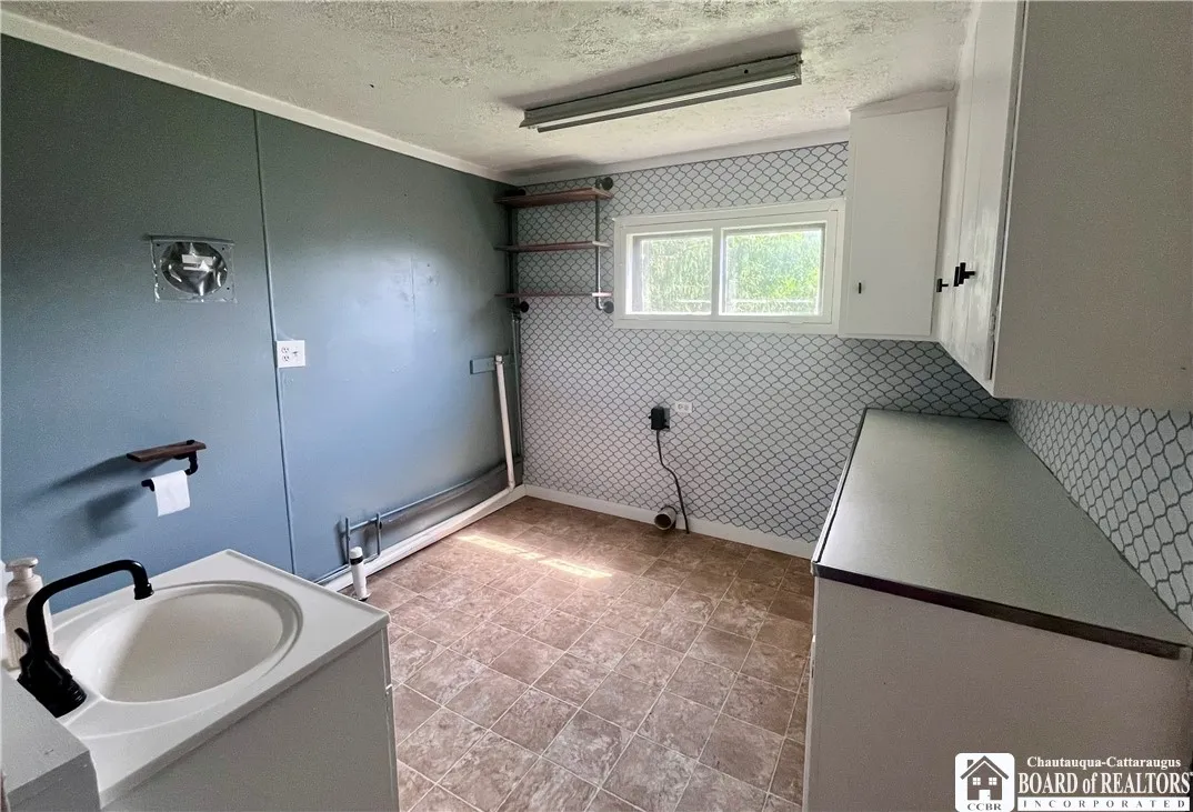 1504 River Street, Olean, New York 14760, Olean, New York 14760, 3 Bedrooms Bedrooms, 9 Rooms Rooms,1 BathroomBathrooms,Residential,For Sale,1504 River Street, Olean, New York 14760,R1616996