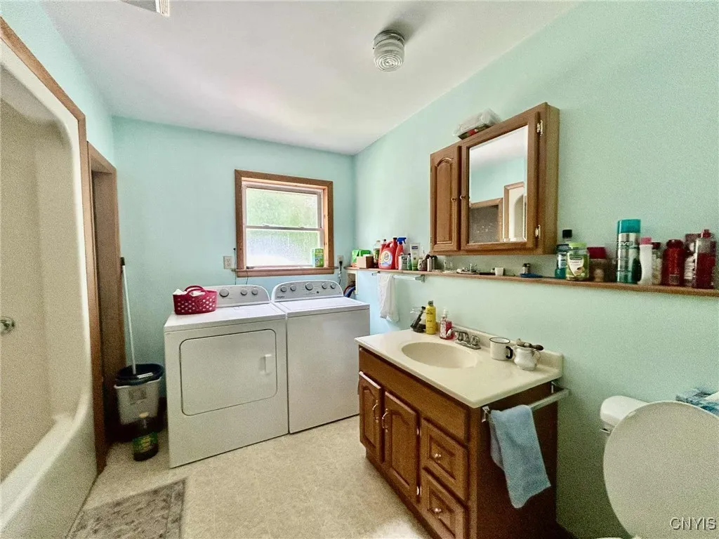 47382 State Highway 37, Alexandria, New York 13646, Alexandria, New York 13646, 2 Bedrooms Bedrooms, 4 Rooms Rooms,2 BathroomsBathrooms,Residential,For Sale,47382 State Highway 37, Alexandria, New York 13646,S1618766